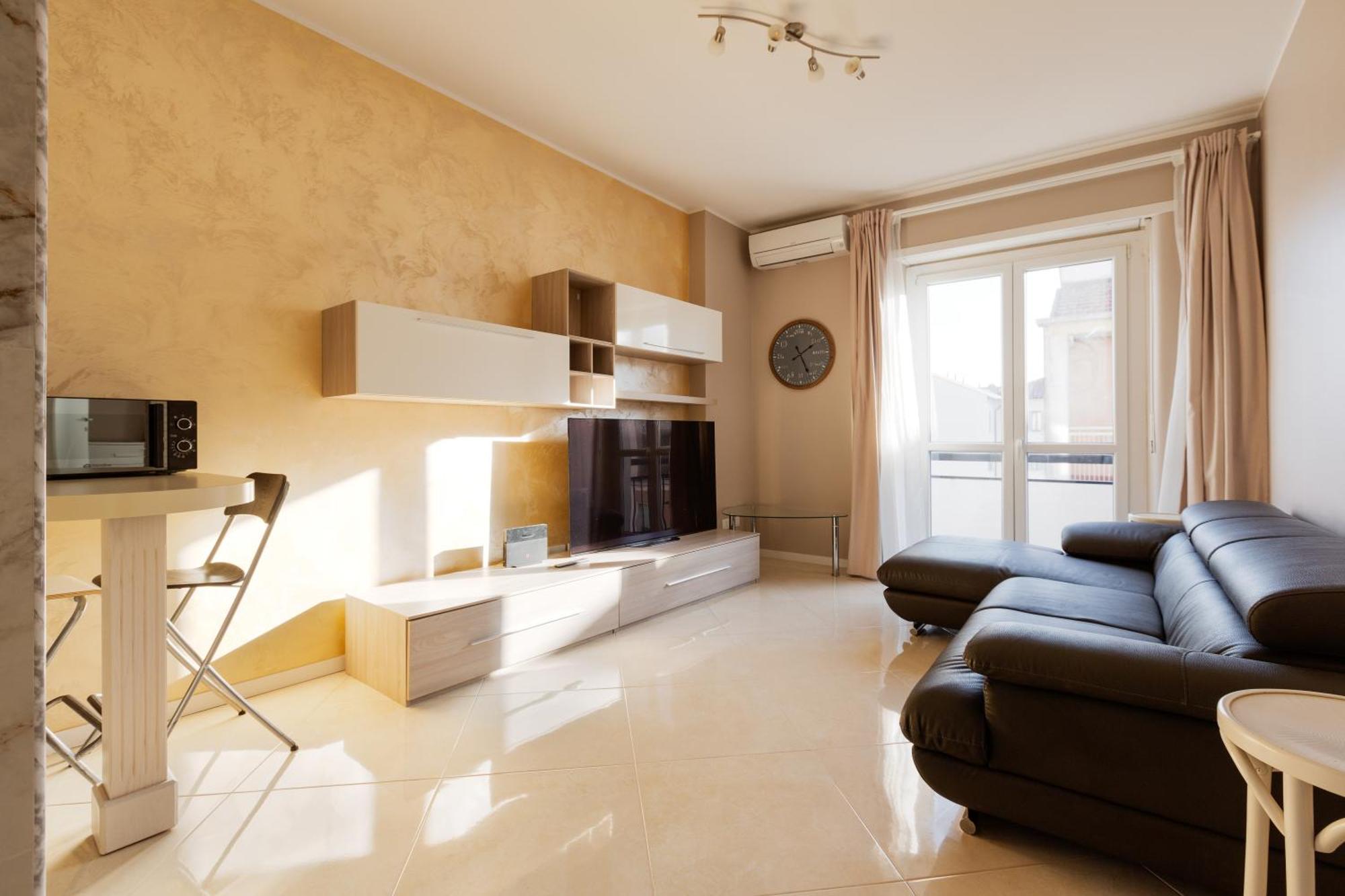 Niguarda Bright Apartment W/ Balcony Milano Dış mekan fotoğraf